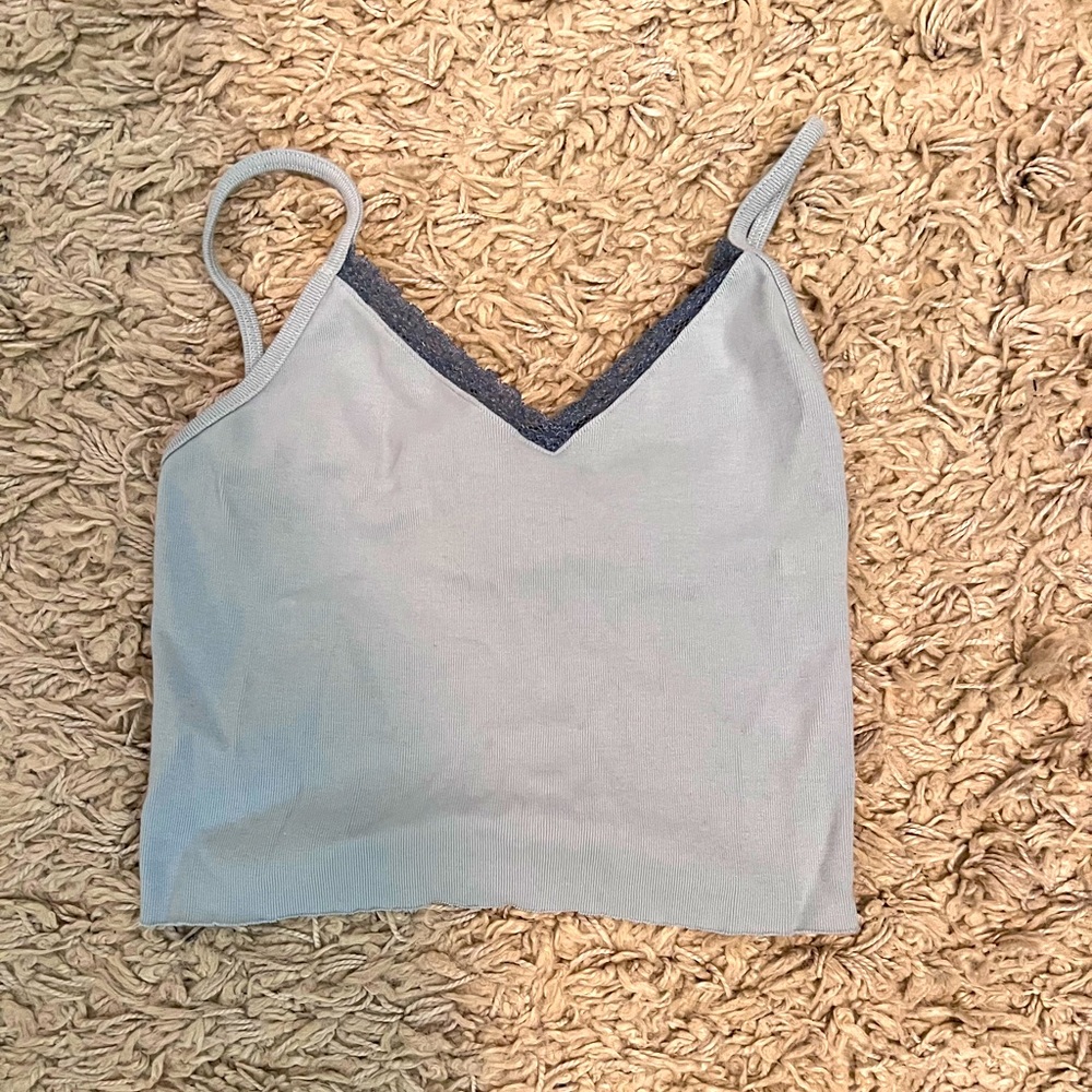 Brandy Melville | baby blue lace rimmed tank top